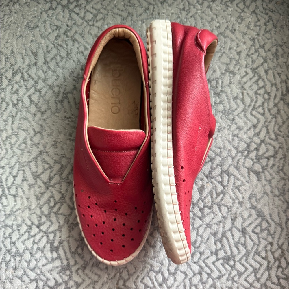 Bueno Denmark Slip-On Sneakers characterized - Size 38 (7.5)